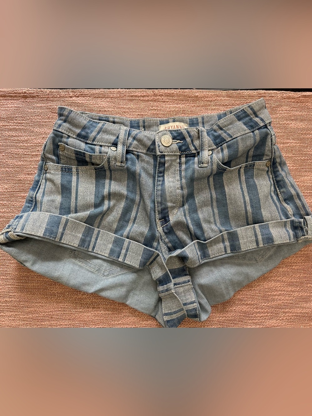 Shyanne Striped Denim Shorts Size 28 – Western Style Rolled Hem